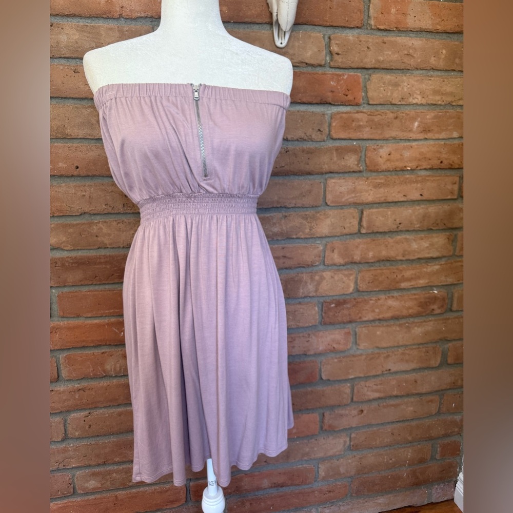 GAP Strapless mini